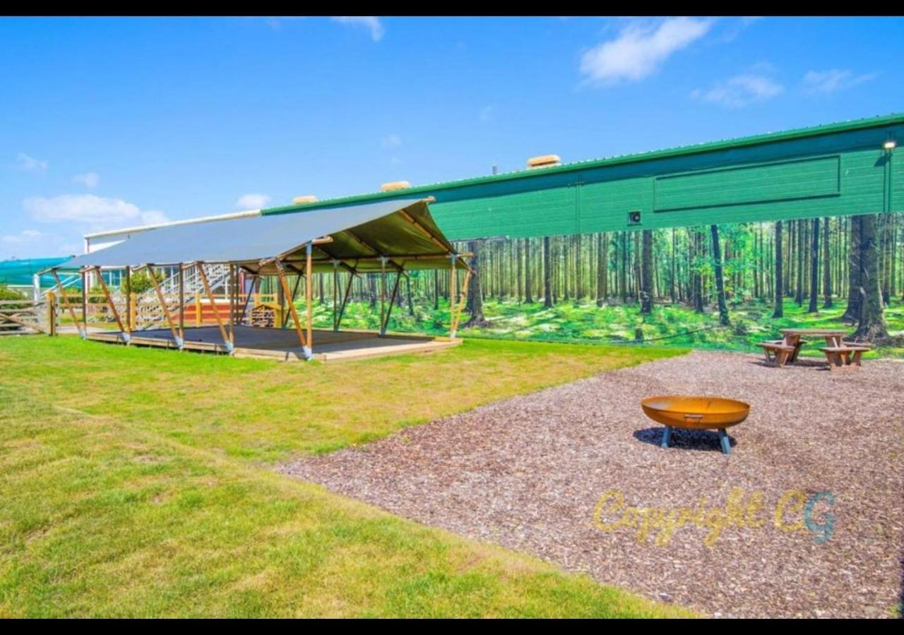 Mp768 - Camber Sands Holiday Park - Huge Lodge - Small Dog Friendly - Sleeps 8 Exterior photo