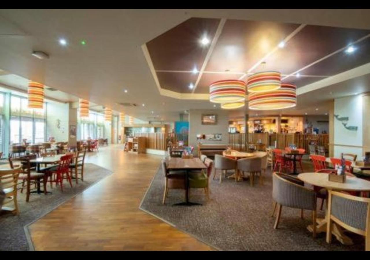 Mp768 - Camber Sands Holiday Park - Huge Lodge - Small Dog Friendly - Sleeps 8 Exterior photo
